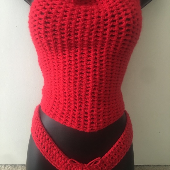 Pretty crochet outfits in all colors and styles - Picture 3 of 8